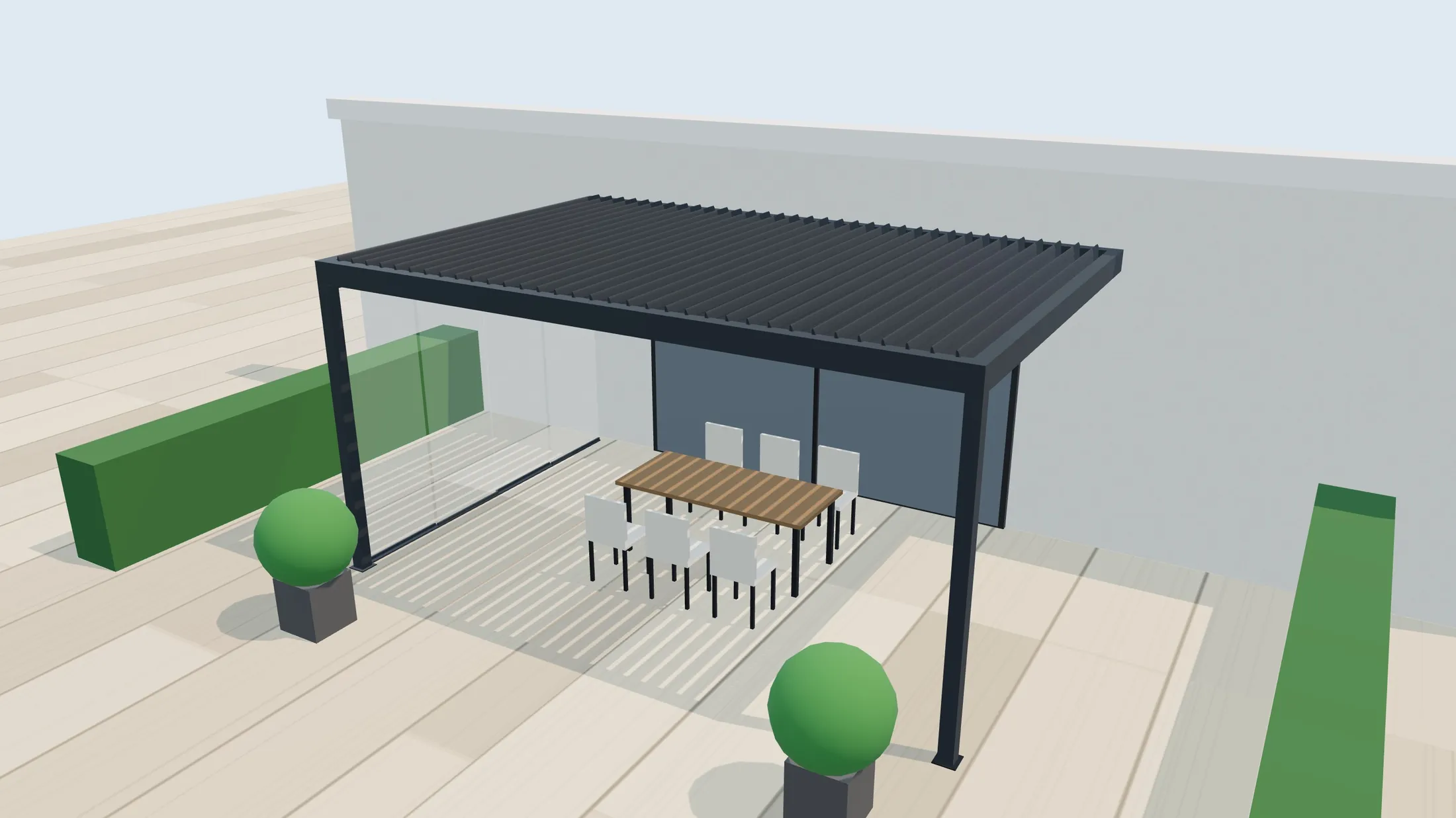Pérgola bioclimática de lamas en gris antracita sobre una terraza con mesa y sillas, cerramiento lateral de vidrio y fachada al fondo, uno de los configuradores 3D de productos de exterior de Grup3D